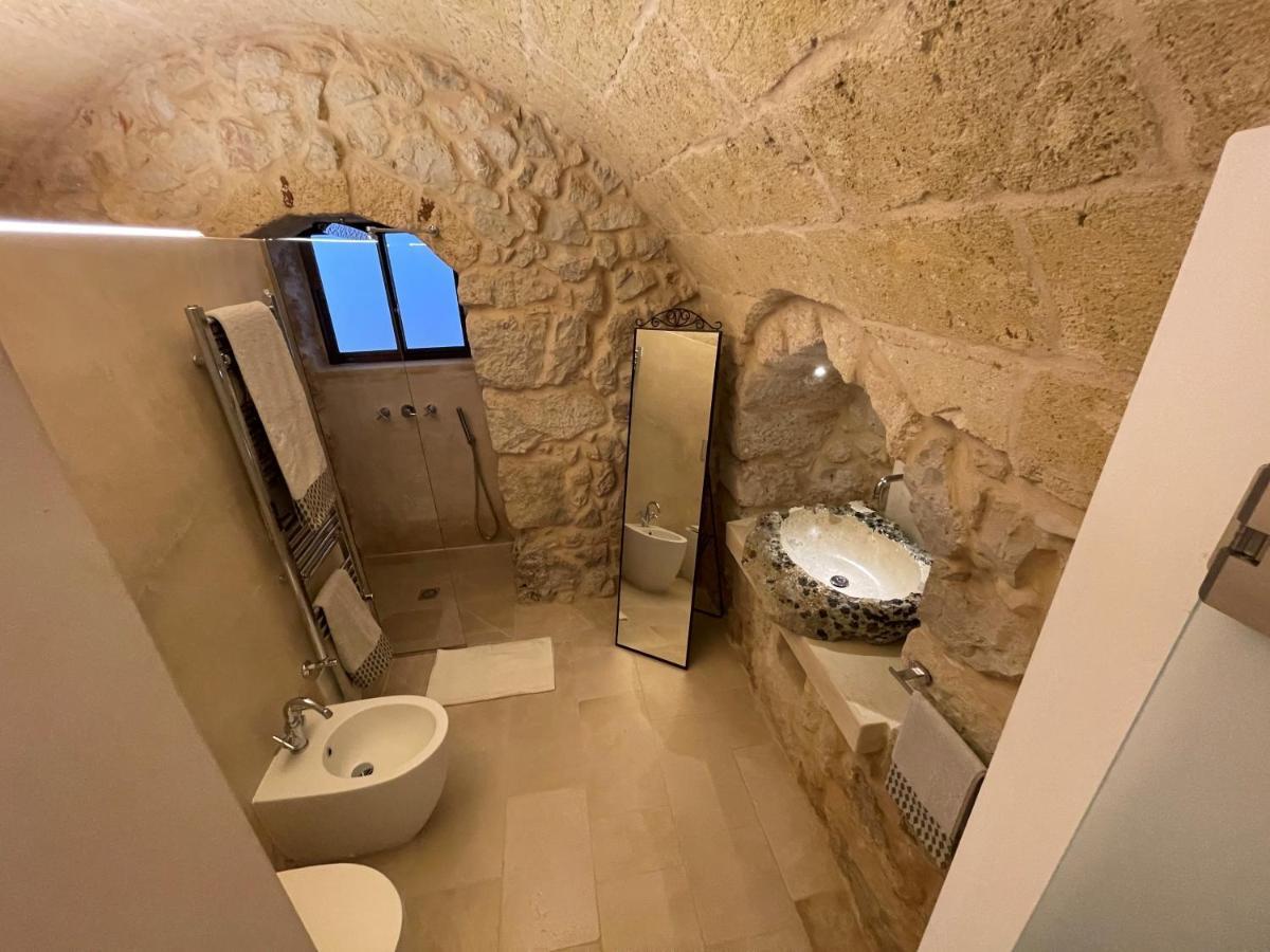 Le Liame Antico Trullo Villa Gagliano del Capo Luaran gambar