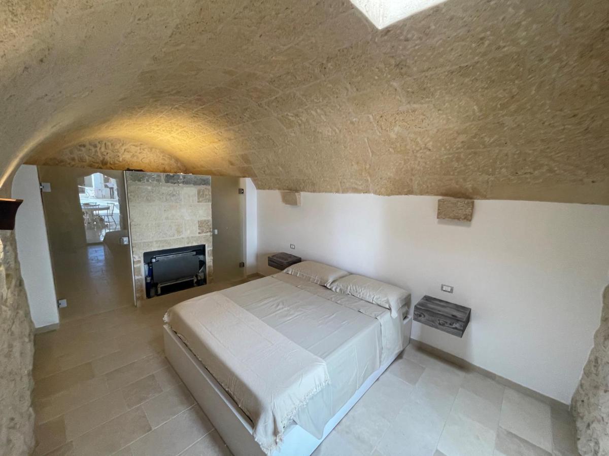 Le Liame Antico Trullo Villa Gagliano del Capo Luaran gambar