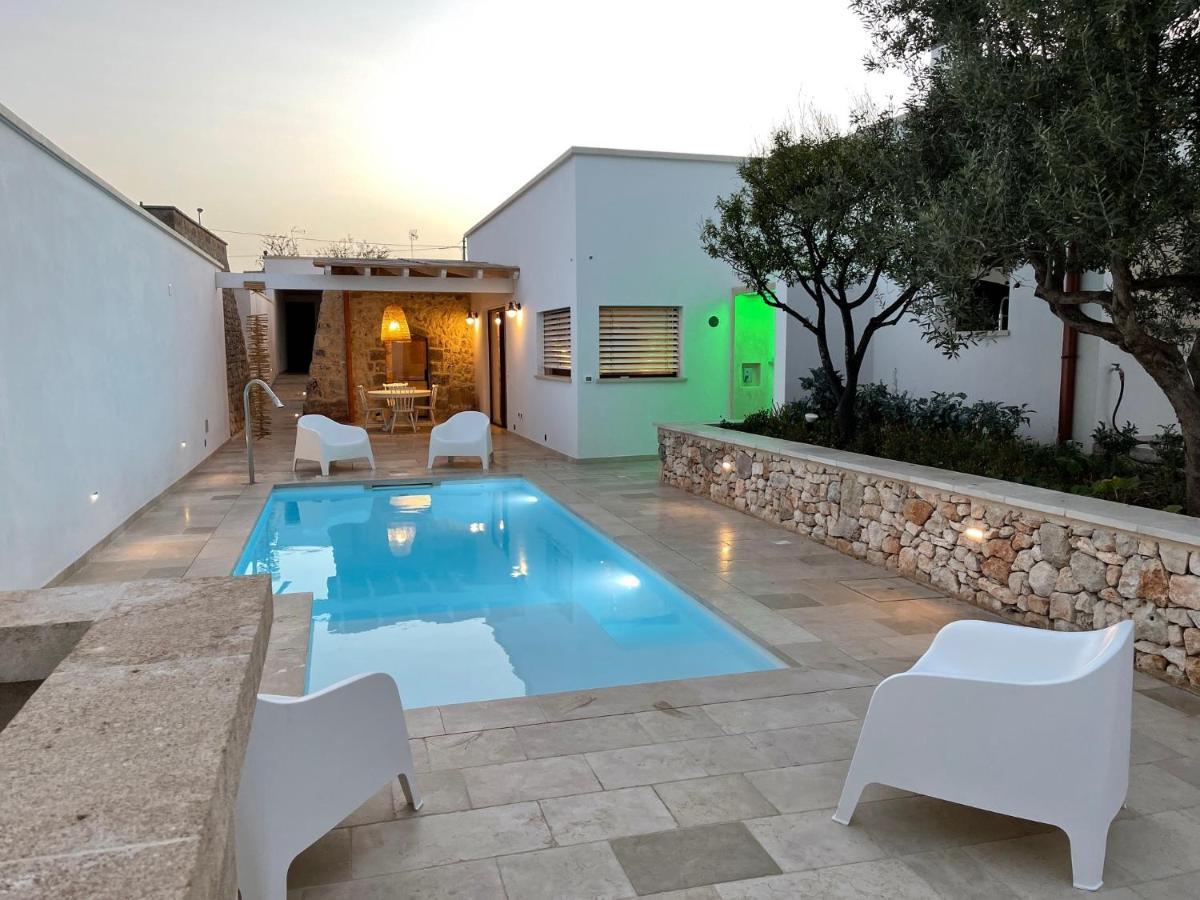 Le Liame Antico Trullo Villa Gagliano del Capo Luaran gambar